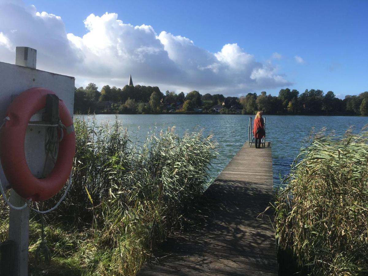 Flat In Eutin On The Kleiner Eutiner See Lake Exteriér fotografie